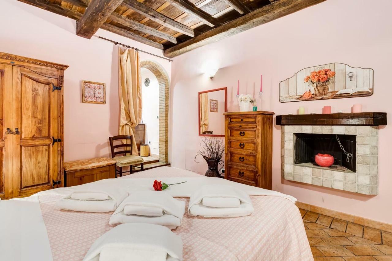 Colosseum Rione Monti 1 โรม ภายนอก รูปภาพ